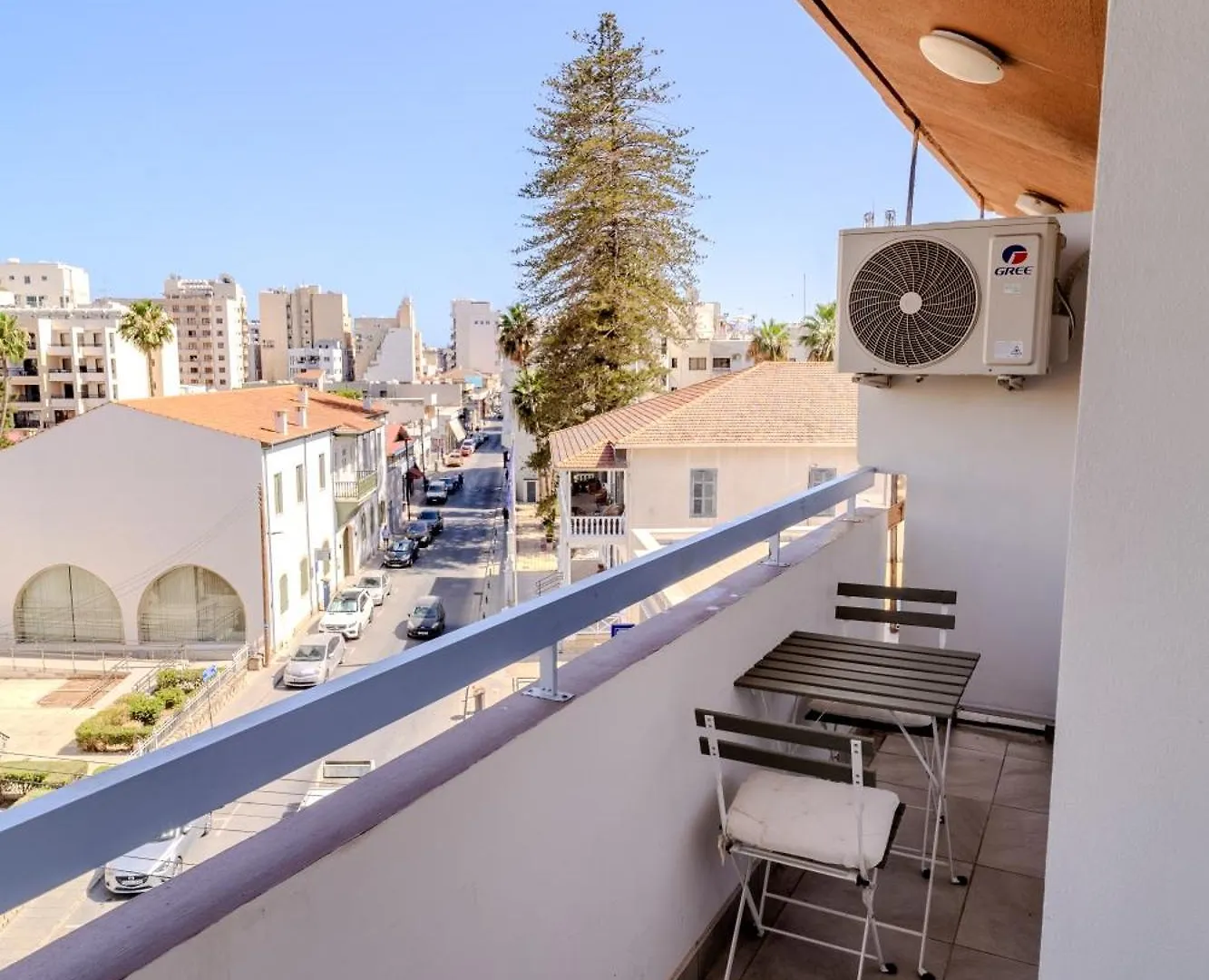 Apartament Finikoudes 3 Bedroom Seaview Flat Larnaca Cipru